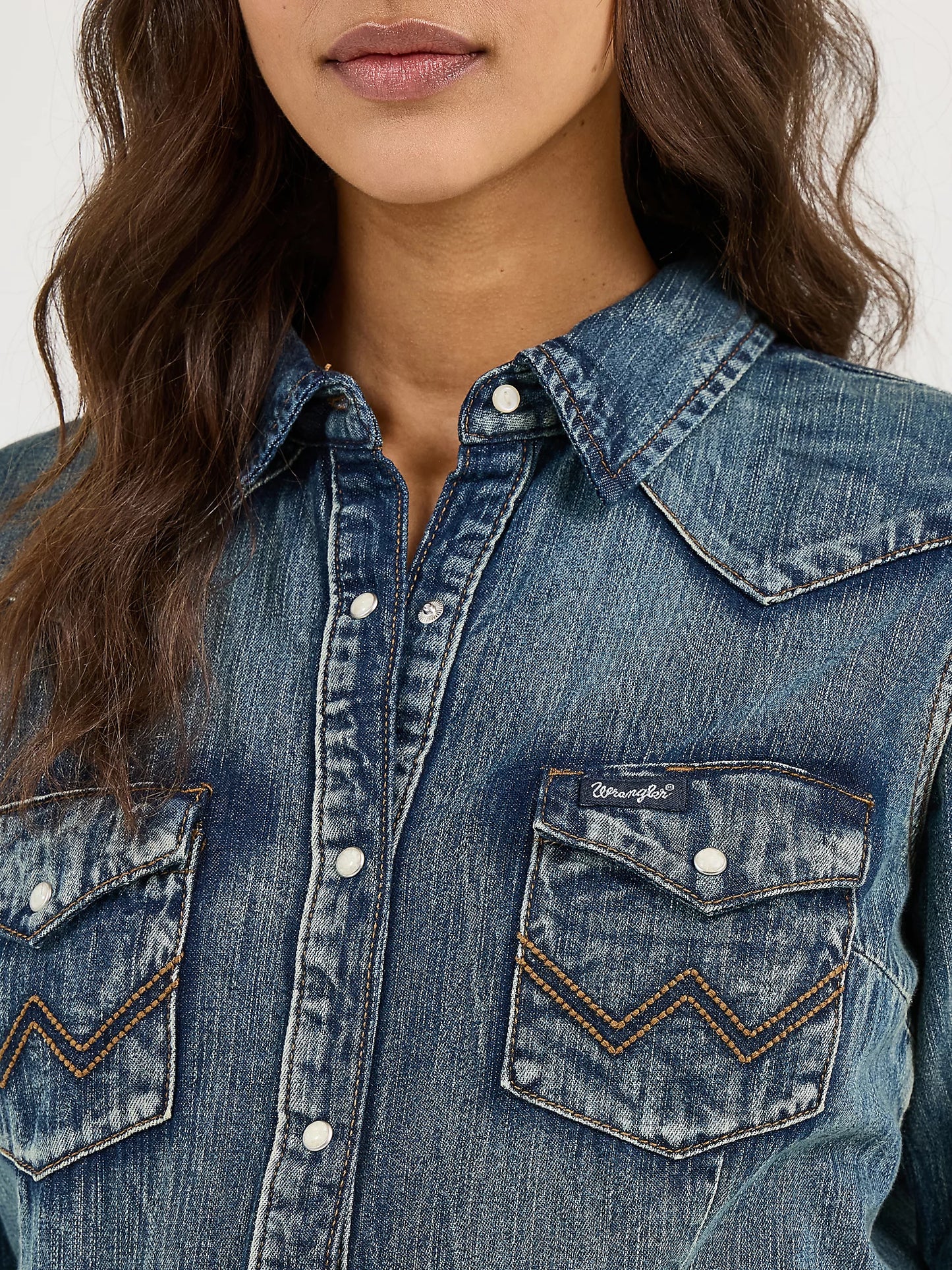 LADIES WRANGLER DENIM SHIRT