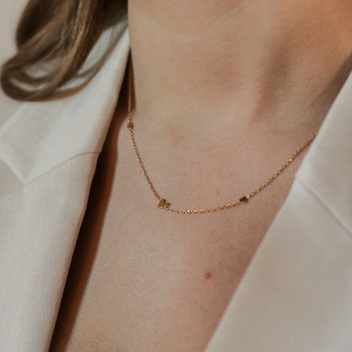 3 OF HEARTS NECKLACE