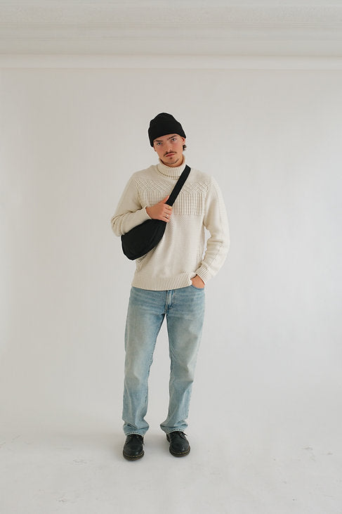 CRESCENT CROSS-BODY SHOULDER BAG