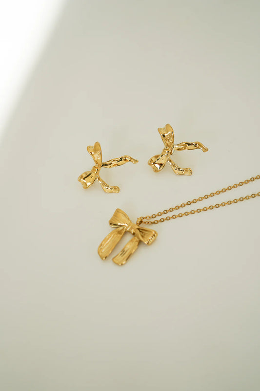 BOWTIQUE STUDS