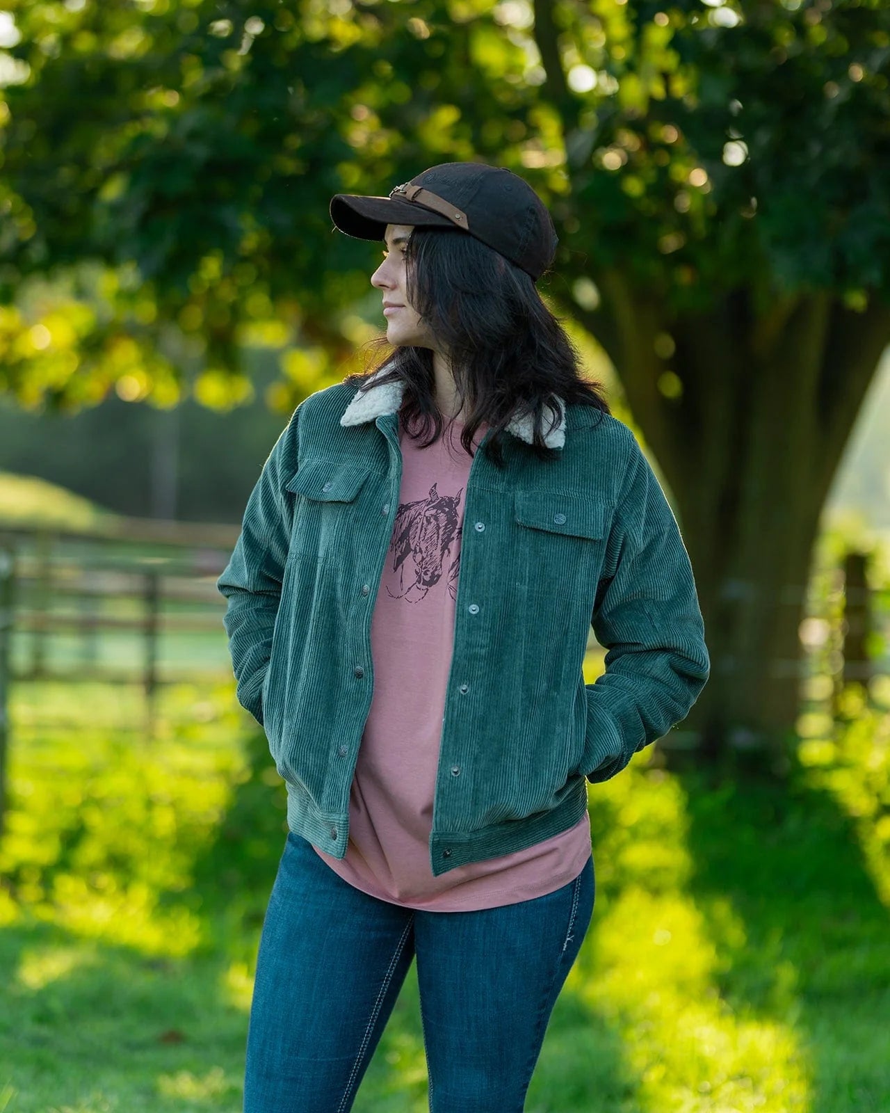 LADIES OUTBACK TRIPLE GALLOP GANG TEE