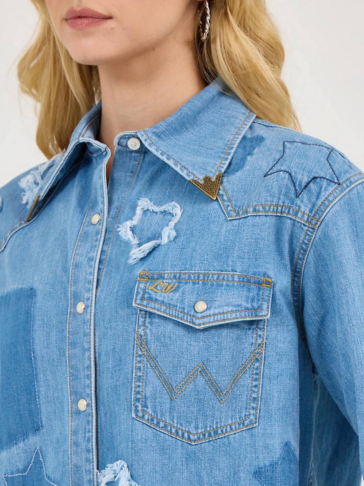 LADIES WRANGLER x LAINEY WILSON STARDUST DENIM SHIRT