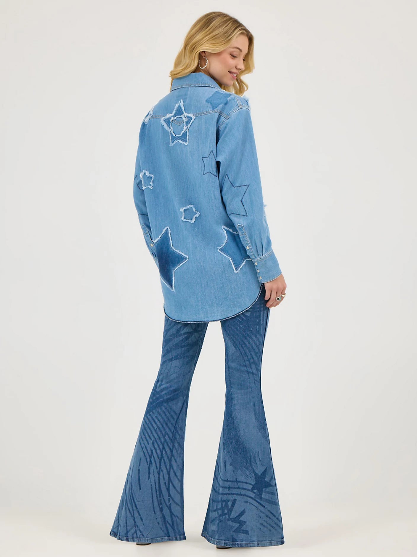 LADIES WRANGLER x LAINEY WILSON STARDUST DENIM SHIRT