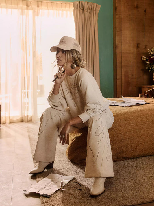 LADIES WRANGLER x LAINEY WILSON SWEATSHIRT