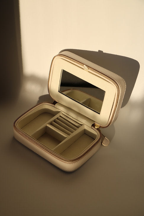 TRAVEL JEWELRY CASE