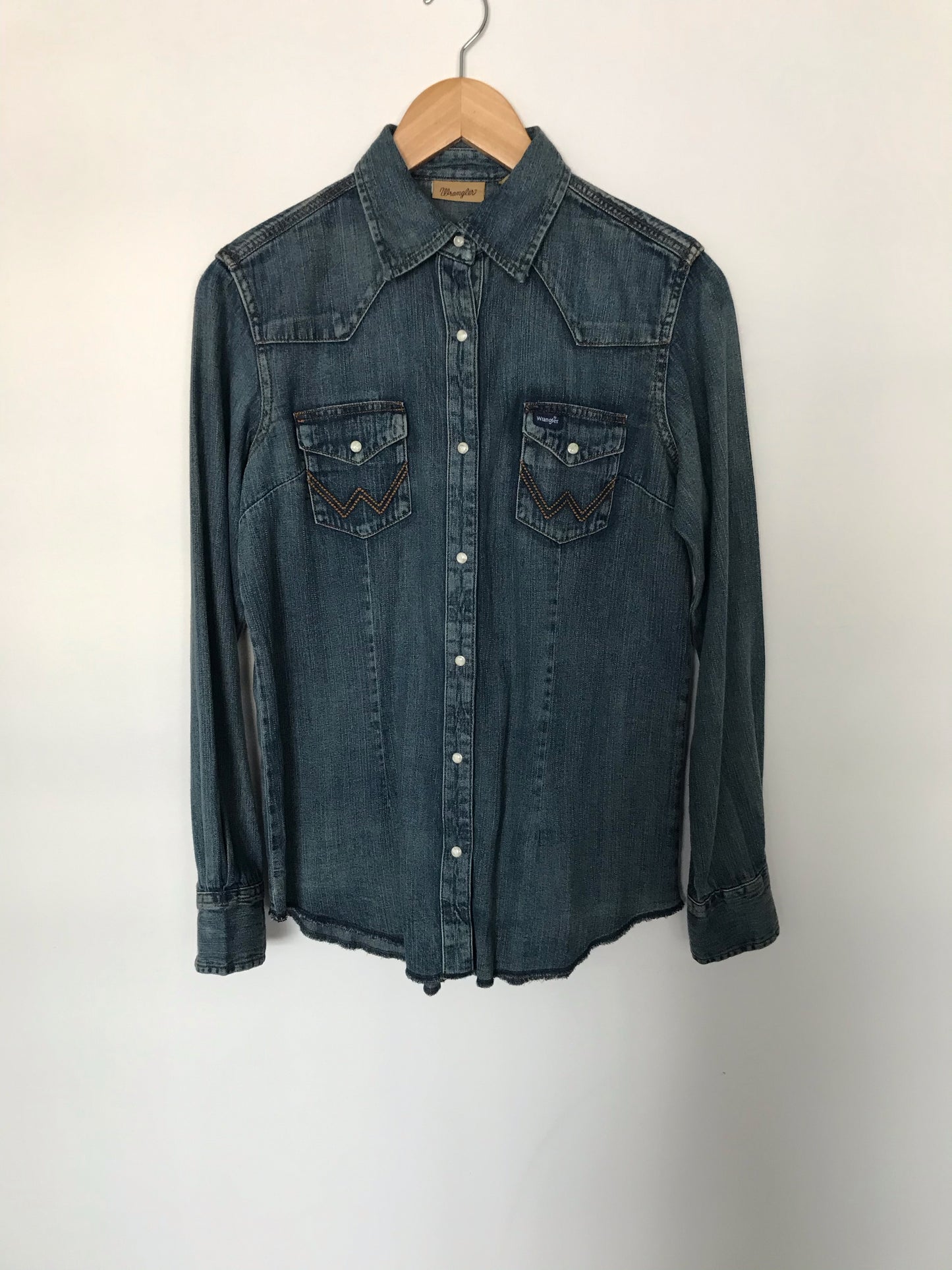 LADIES WRANGLER DENIM SHIRT